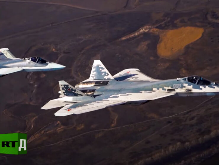 На что способен новый истребитель Су-57 (видео)