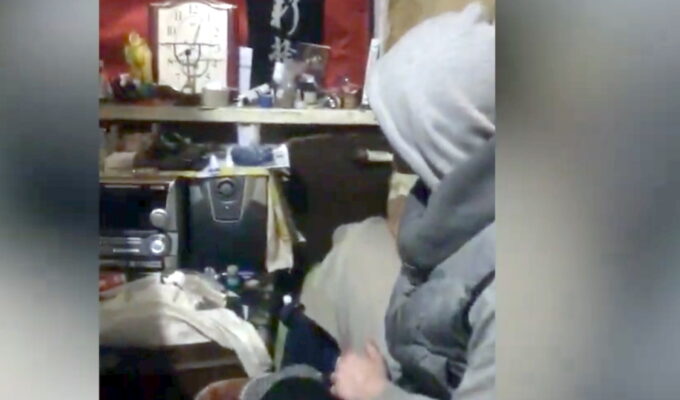 Полицейские ликвидировали наркопритон в квартире 35-летней калининградки (видео)