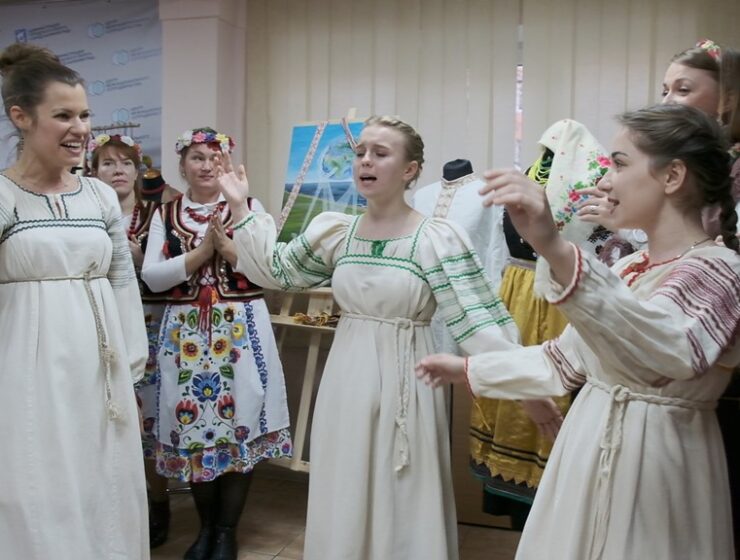 Зарплаты работников учреждений культуры в Калининградской области едва превысили 35 тысяч рублей