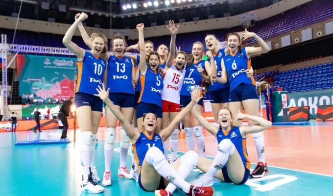 Сборная Калининградской области по волейболу выиграла домашний всероссийский турнир