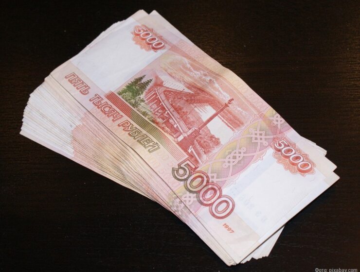 Россияне за 10 лет стали чаще делать сбережения