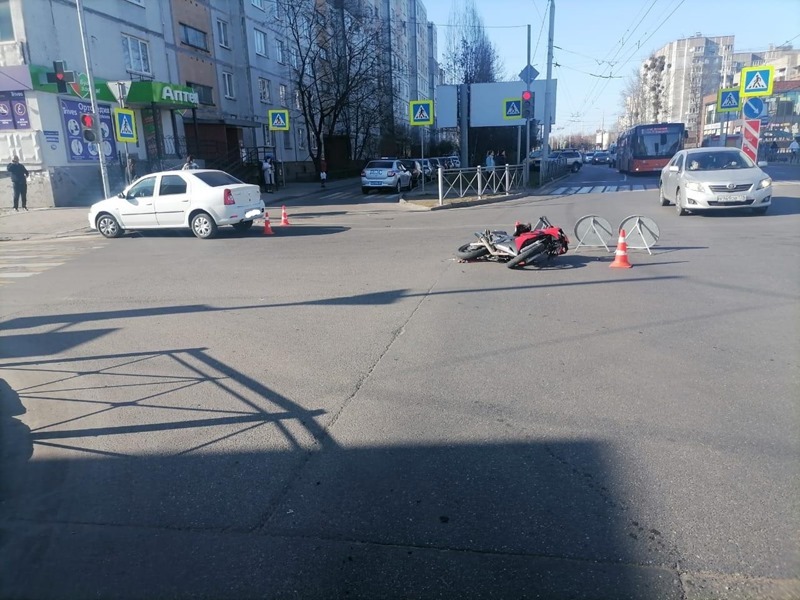 В трёх ДТП в Калининграде пострадали четыре человека, включая одного несовершеннолетнего