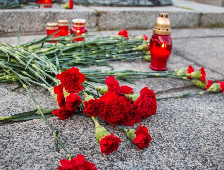 Полицейские Калининградской области встретились с ветеранами и почтили память погибших товарищей
