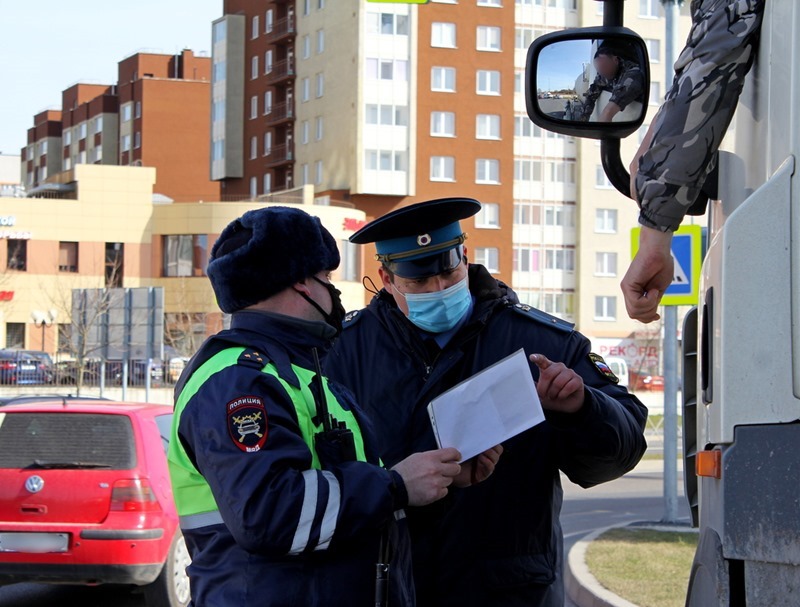 Грузоперевозчик из Калининграда заплатил штраф только после ареста 15 грузовиков