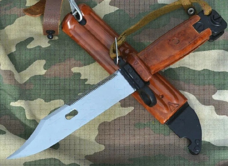 Калининградец убил жену и пытался зарезать её сестру штык-ножом