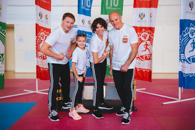 Многодетная пара из Черняховска вошла в число победителей всероссийского конкурса «Семья года»