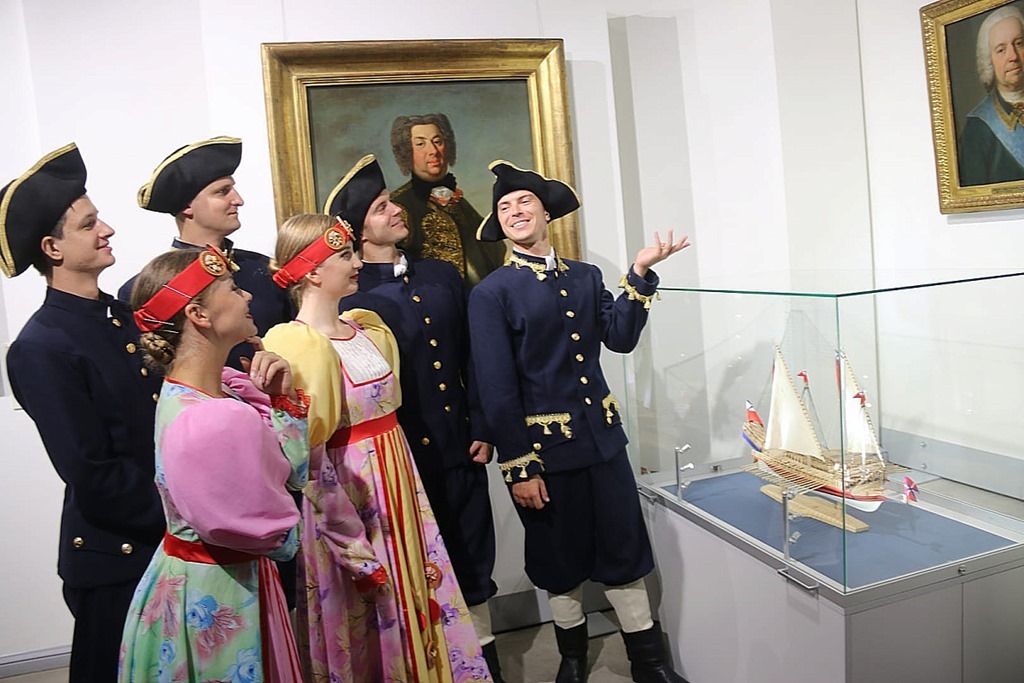 Третьяковская галерея представила в Калининграде выставку о Петре I