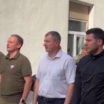 Губернатор Калининградской области приехал в Херсон с гуманитарной помощью (видео)