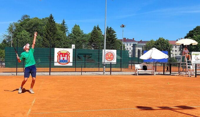 Калининградские теннисисты выиграли домашнее первенство СЗФО