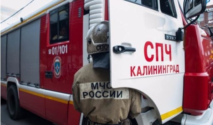 В 16-этажке в Калининграде тушили огонь