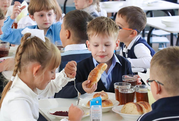 Роспотребнадзор – о принципах формирования меню здорового питания для школьников