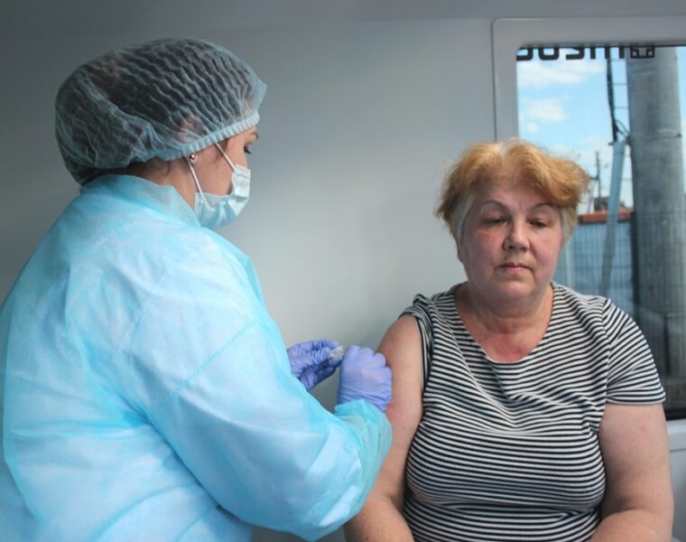 В Минздраве рассказали о работе мобильных прививочных пунктов в Калининграде и области