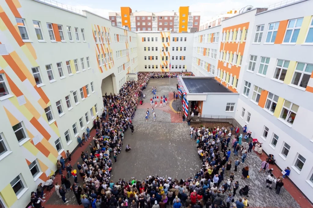 Открылась самая большая школа Калининградской области