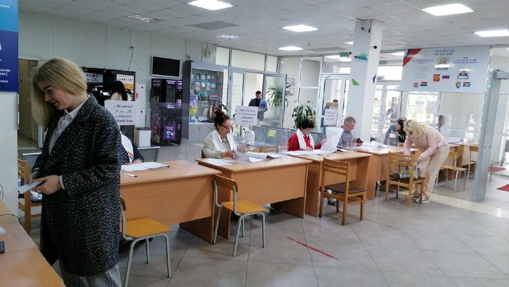 Избирком Калининградской области: дистанционно проголосовали 15,7 тысячи калининградцев