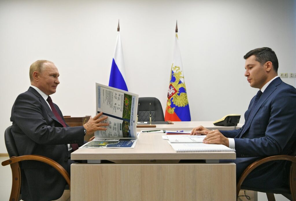 Владимир Путин и Антон Алиханов