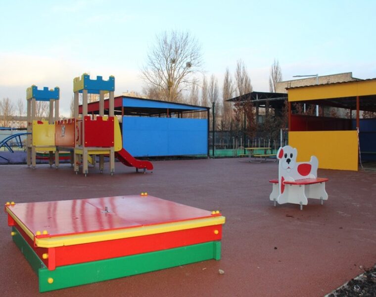 Суд обязал детские сады Полесска привести детские игровые комплексы в соответствие с ГОСТами