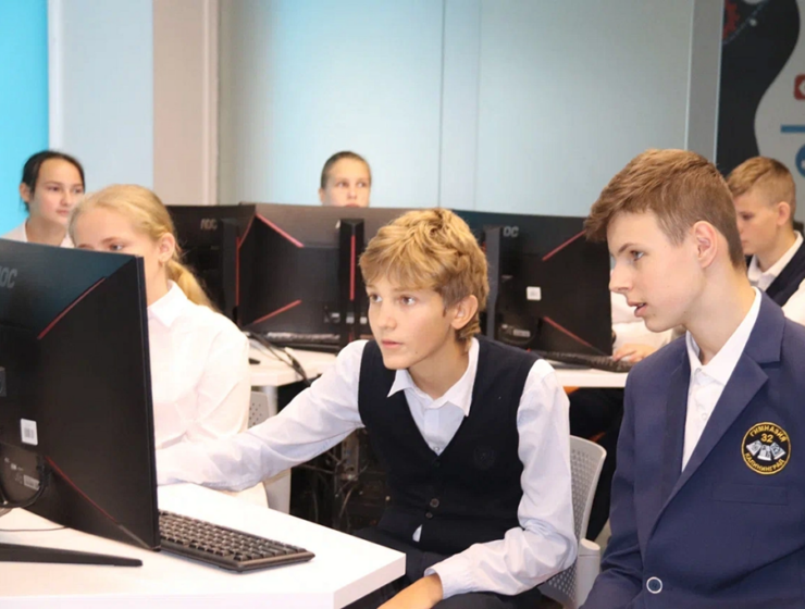 В Калининграде открыли центры «Кванториум» и IT-куб