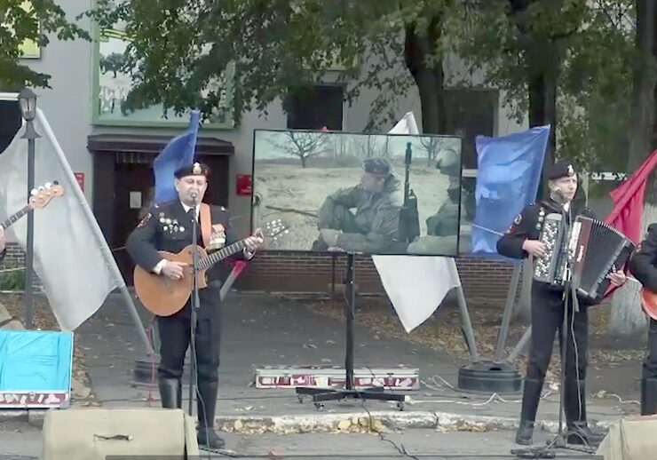 «Черные береты» выступили перед мобилизованными в Калининграде