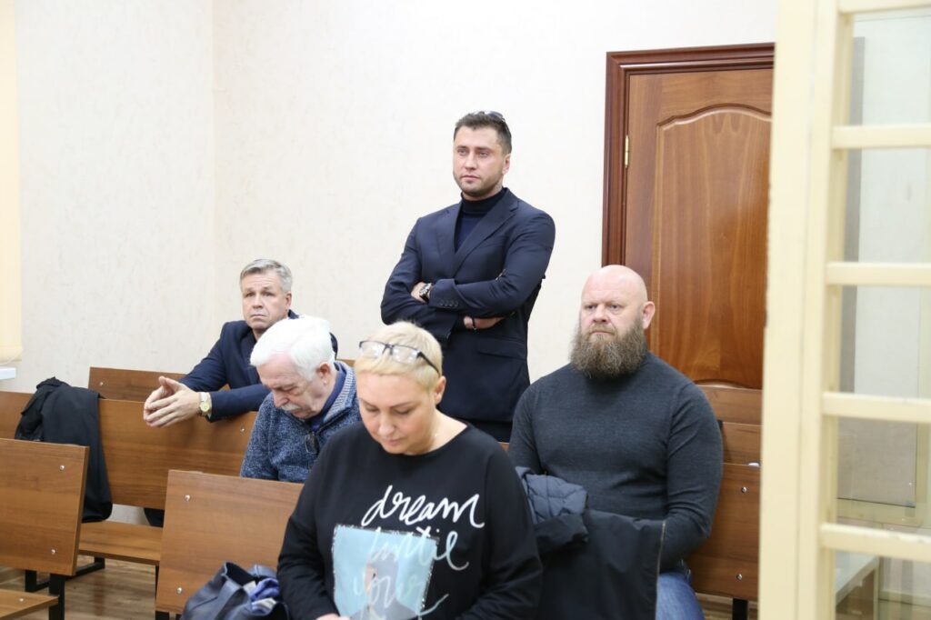 Актёр Павел Прилучный выступил в суде Калининграда по делу о драке в клубе