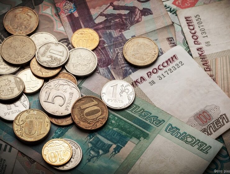 Реальные зарплаты калининградцев просели за год на 4,3%