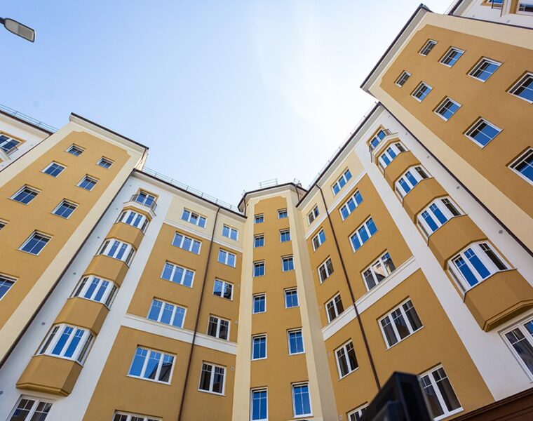 Рынок жилья в Калининградской области остыл самую малость, но не элитное жильё — за квартал оно подорожало на 17,9%