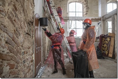 Волонтёры помогли в благоустройстве памятника архитектуры XVII века под Калининградом