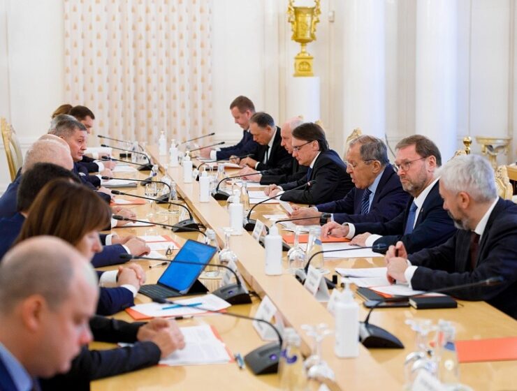 Сергей Лавров рассказал представителям регионов о приоритетах в условиях новой геополитической обстановки