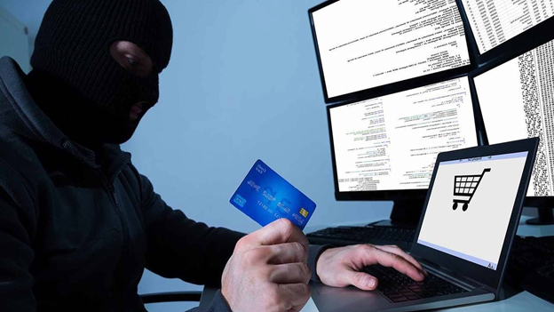 Роспотребнадзор предупредил об актуальных рисках мошенничества при покупке товаров в интернете