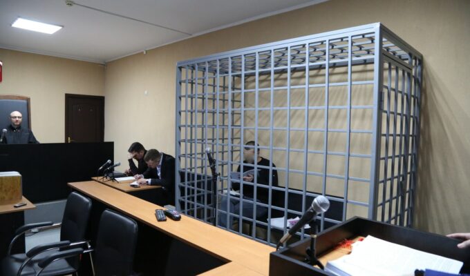 Осужден бывший начальник отделения судебных приставов из Светлогорска за получение особо крупной взятки