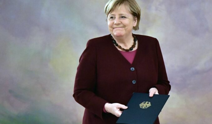 Ангела Меркель исключила своё участие в урегулировании ситуации на Украине