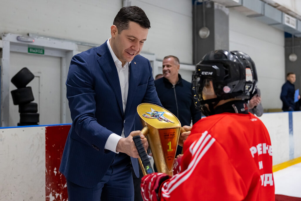 Юные калининградские хоккеисты завоевали первый в истории «Кубок Урала»