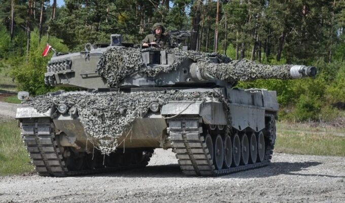 Польша передаст Украине роту немецких танков Leopard