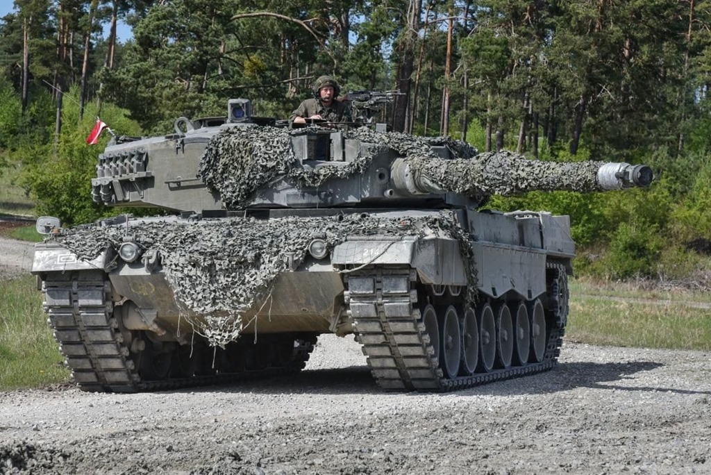 Польша передаст Украине роту немецких танков Leopard - Янтарный край