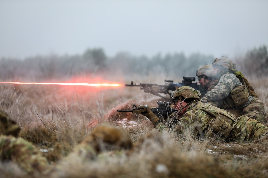 Страны Запада превратили Украину в полигон для испытания военной техники