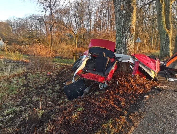 Машину разорвало на части… в страшном ДТП под Калининградом погибла молодая женщина-водитель