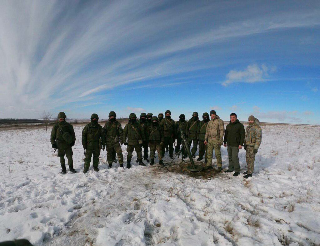 Антон Алиханов привёз калининградским бойцам БПЛА, калиматоры и много другого полезного