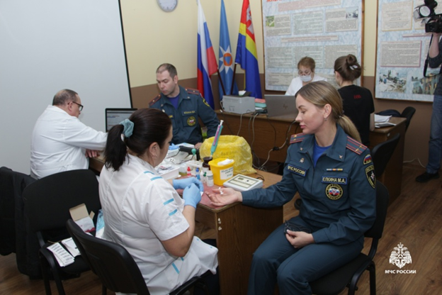 В Калининграде спасатели поделились кровью