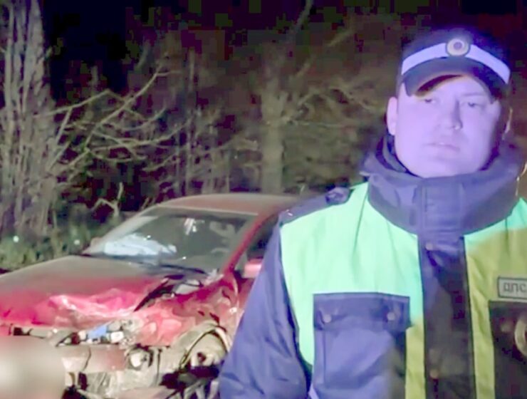 Пьяный водитель «Опеля Омеги» выехал на встречку и врезался в «Митсубиси» (видео)