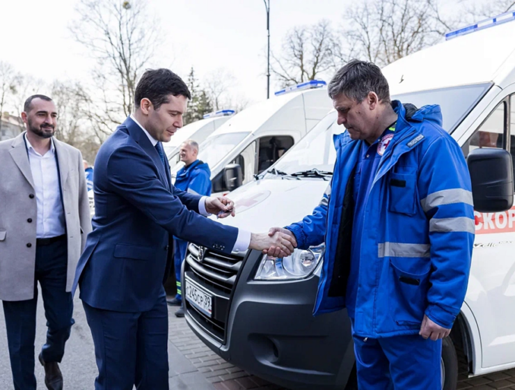 Медицина Калининградской области приросла новыми машинами скорой медпомощи