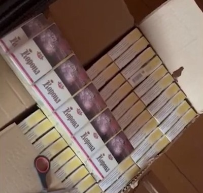 16 тысяч пачек табачного изделия без маркировки изъяли в сельской хате под Калининградом