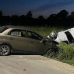 Пьяный водитель Chery врезался в припаркованный «Рено»