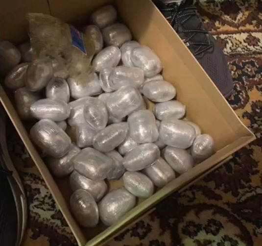 С килограммов кокаина в рюкзаке: задержан организатор наркомаркета в Калининграде 