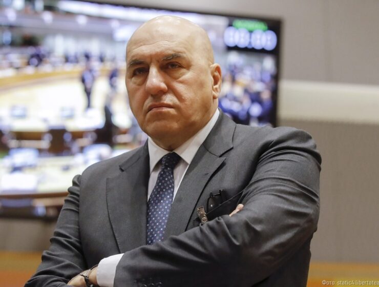Министр обороны Италии: конфликт на Украине завершится не на поле боя, а путём дипломатии