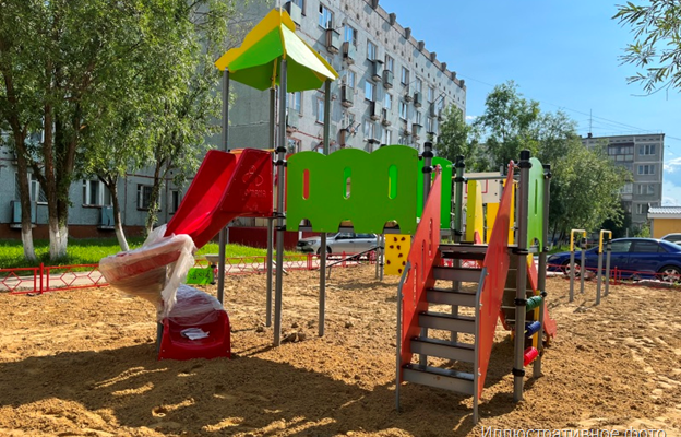 После вмешательства прокурора устранены нарушения при эксплуатации детской площадки в Балтийске