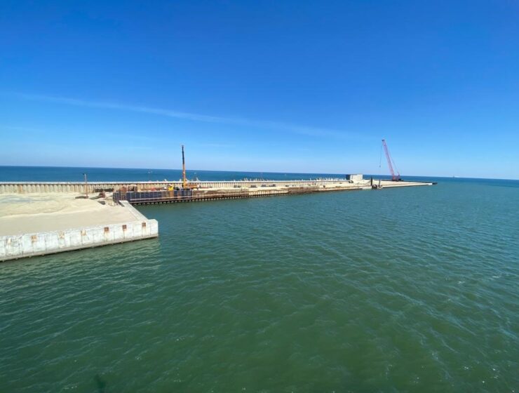 В Калининградской области продолжаются строительство международного морского порта в Пионерском