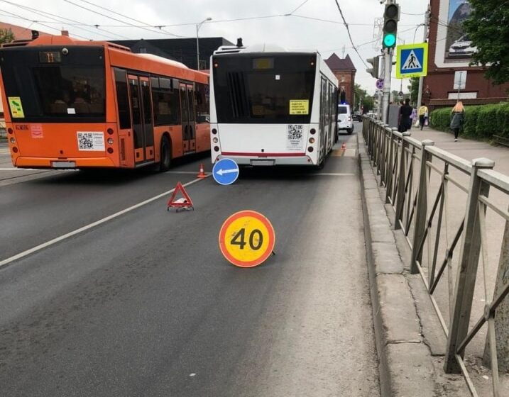 Водитель автобуса наехал на 84-летнего пешехода в Калининграде
