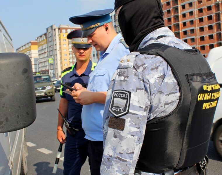 Два автомобиля должников арестованы в ходе рейда по улицам Калининграда