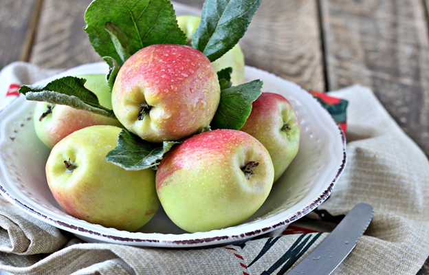 Свежие калининградские яблоки отправляются в различные регионы РФ