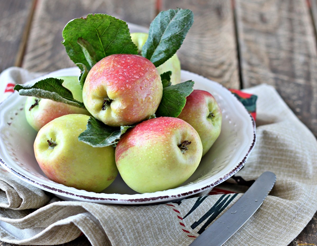 Свежие калининградские яблоки отправляются в различные регионы РФ