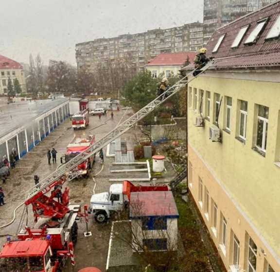 В Калининграде энергетики пережили учебный пожар